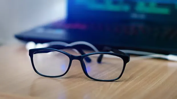 Soczewki z filtrem światła niebieskiego
